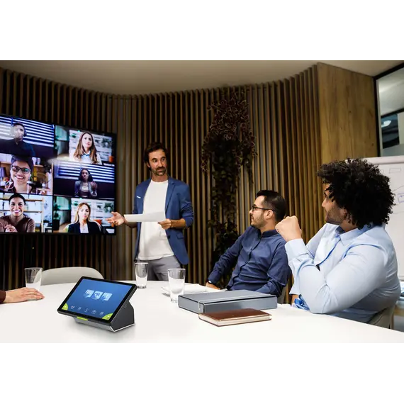 ATEN VK320-AT Computer Monitor - 8", 1280 × 800, IPS, 300 cd/m², 16:10, Touch, 8 image